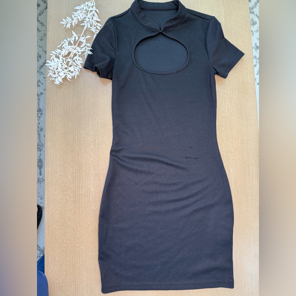 Elegant Black Cut-Out Dress
